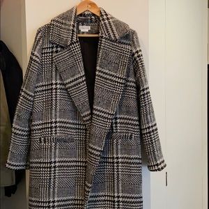 Houndstooth winter coat